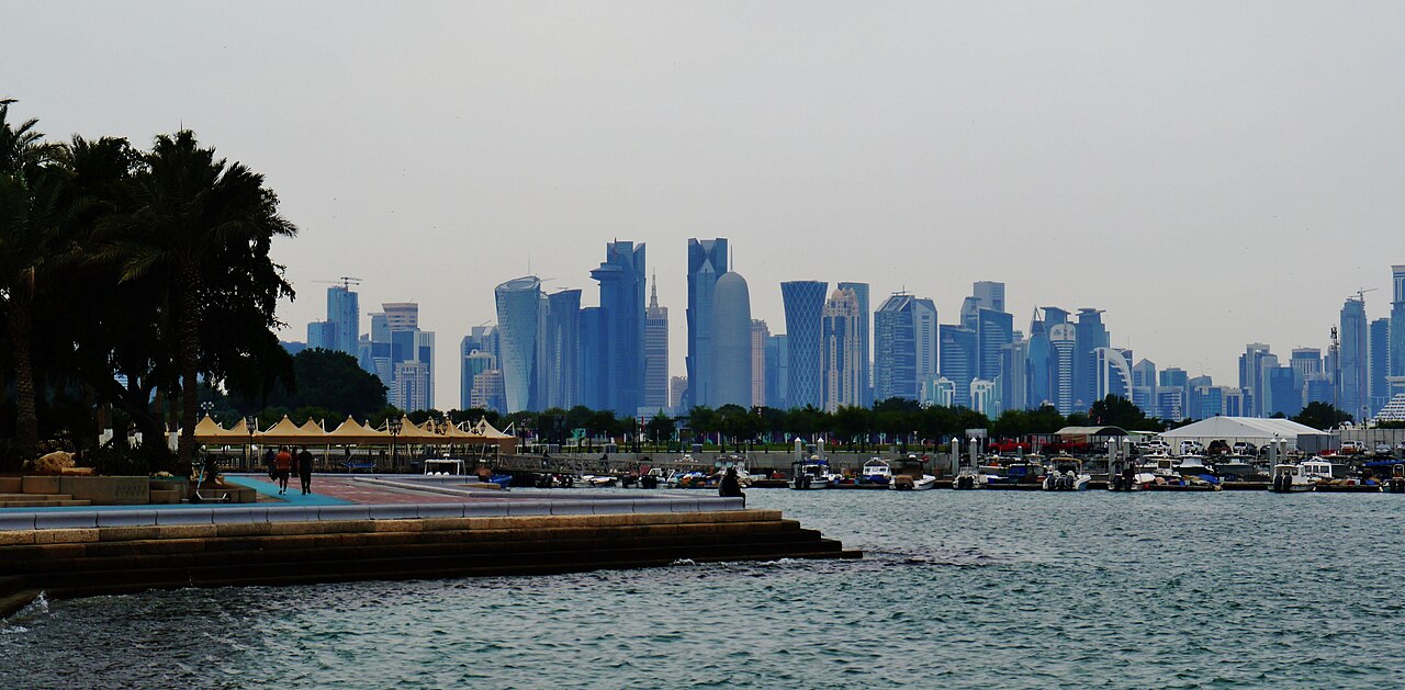خط آسمان دوحه از کورنیش؛ مهاجرت به قطر